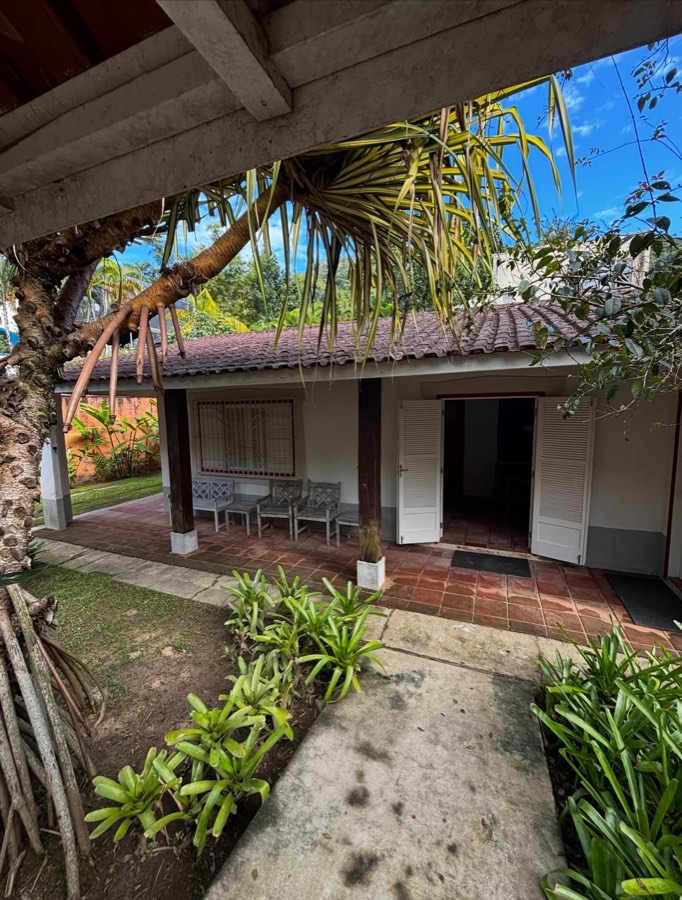 Casa de praia — Camburi
